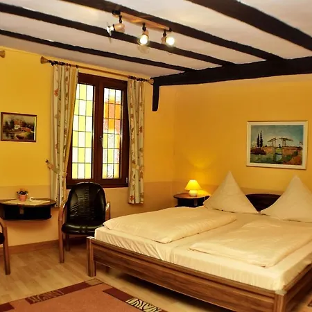 Hotel-restaurant Moselbluemchen 3*