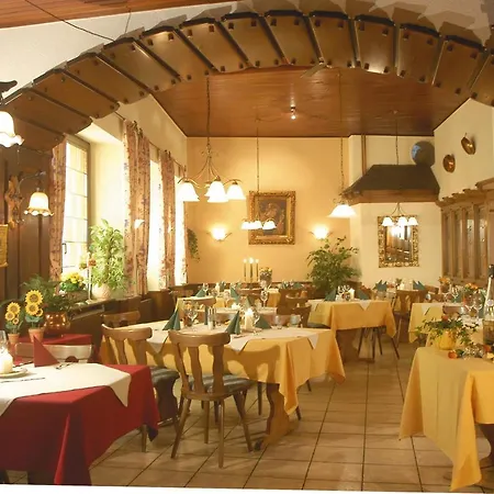 Hotel-restaurant Moselblümchen 3*