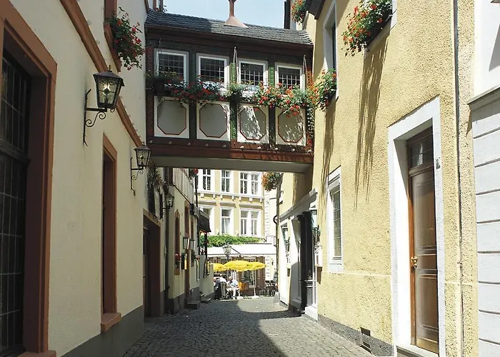 Hotel-restaurant Moselbluemchen 3*